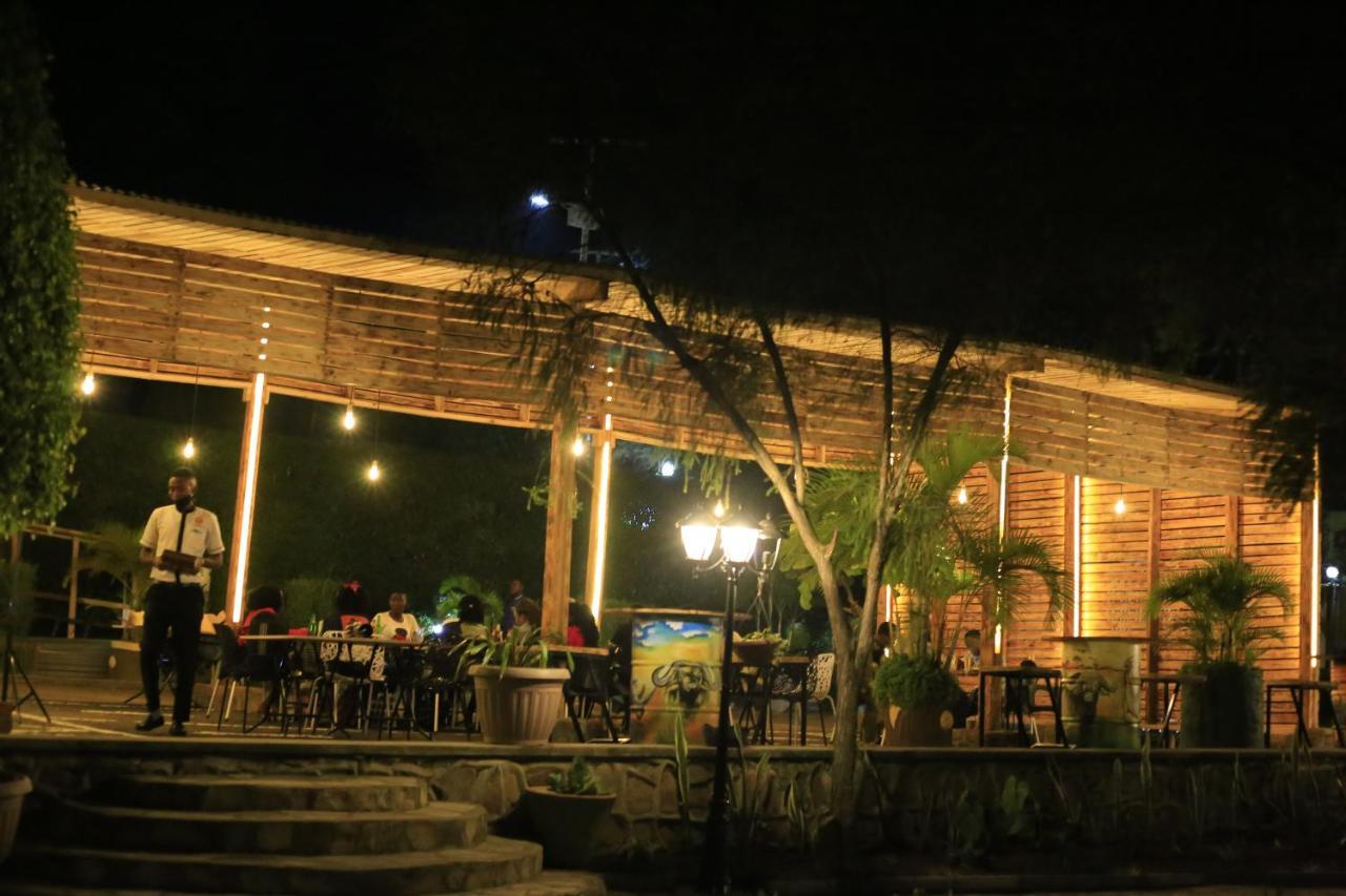 Acacia Hotel Mbarara Nyamitanga Exterior foto